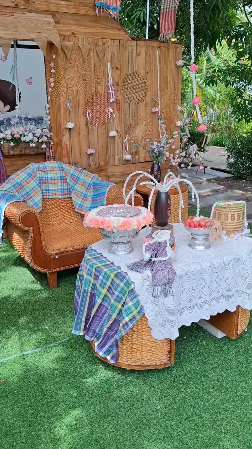 คาเฟ่นครนายก